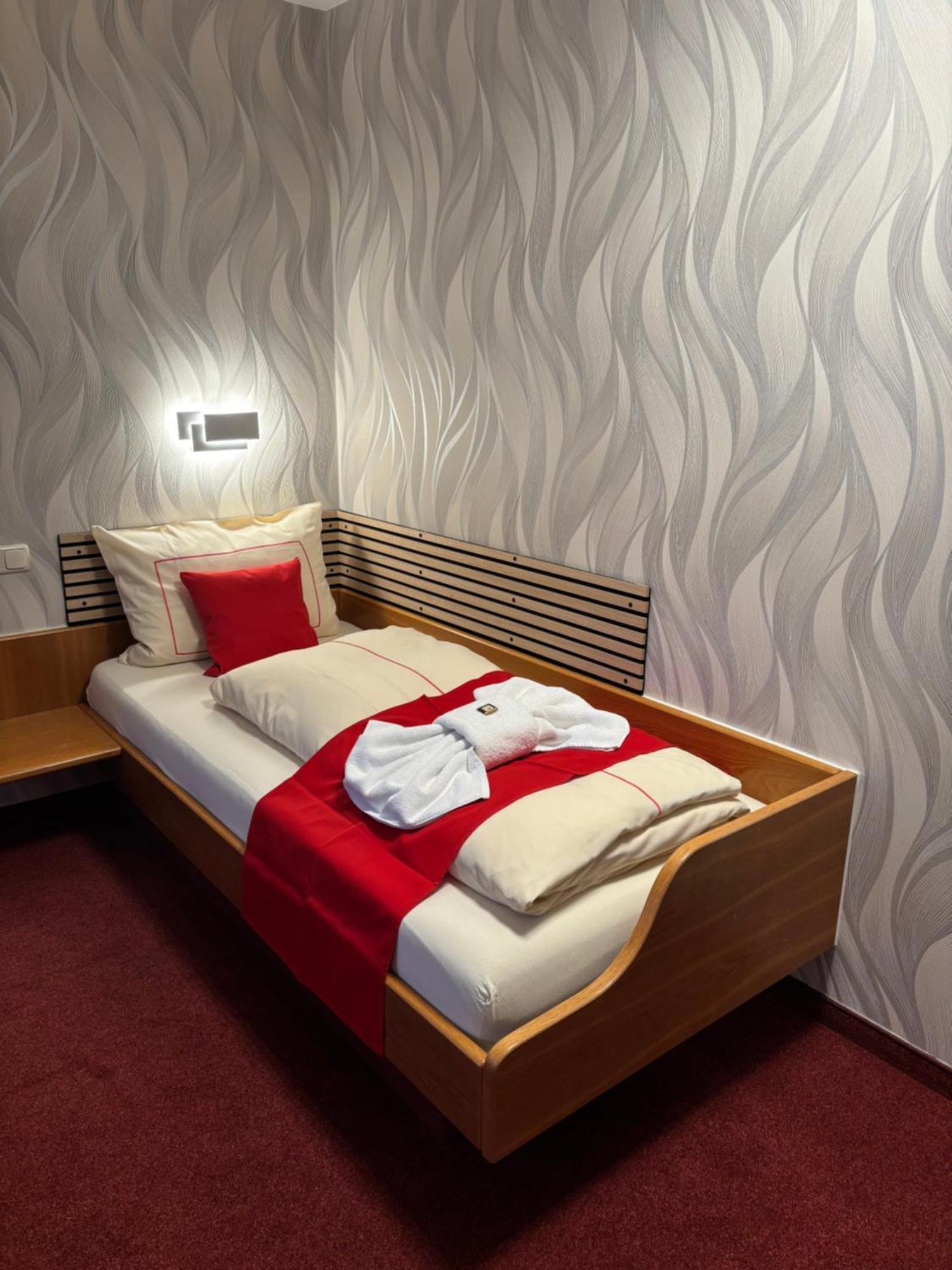 Ambiente Hotel Strehla Exterior photo